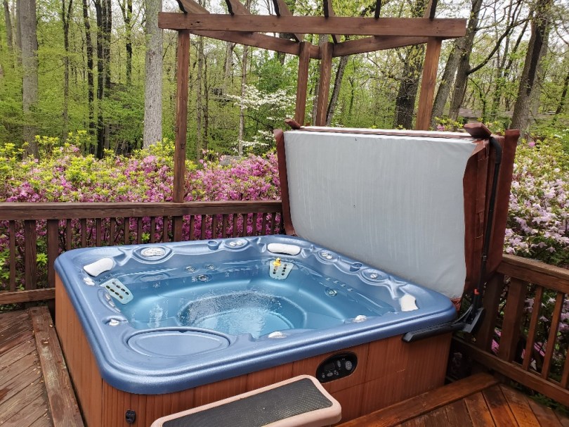 beautiful spa with covermate 3 cover lifter